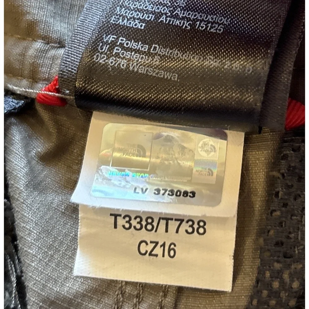 The North Face Khaki Convertible Hiking Pants T338/T738